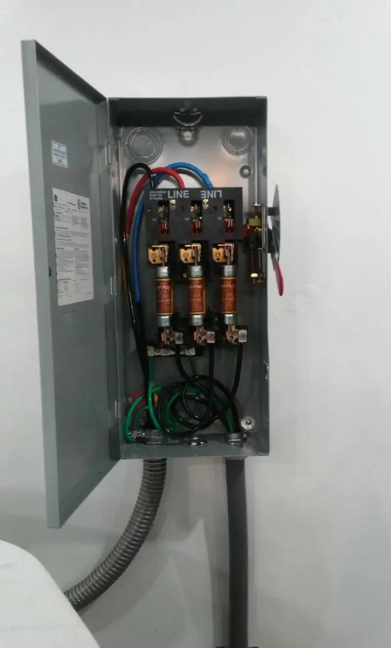 Three-phase disconnect switch installed for Electrical Wiring & Rewiring in Amenia
